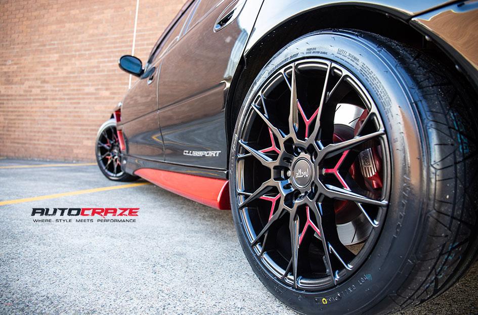 HOLDEN-COMMODORE-STACCATO-MATTE-BLACK